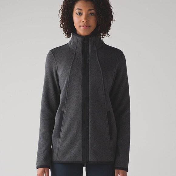 Lululemon Its Fleecing Cold Jacket - 8 Heathered Black / Black - Picture 1 of 8